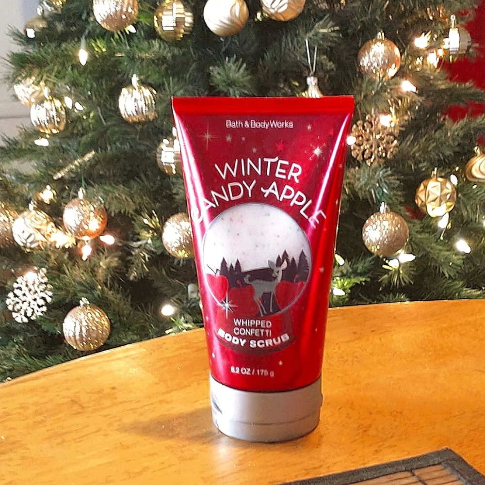 "Bath & Body Works" *Winter Candy Apple*